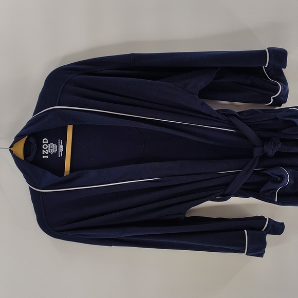 IZOD Sleepwear Robe Size One Size Navy With White Trim Front Pockets Unisex - Picture 2 of 5